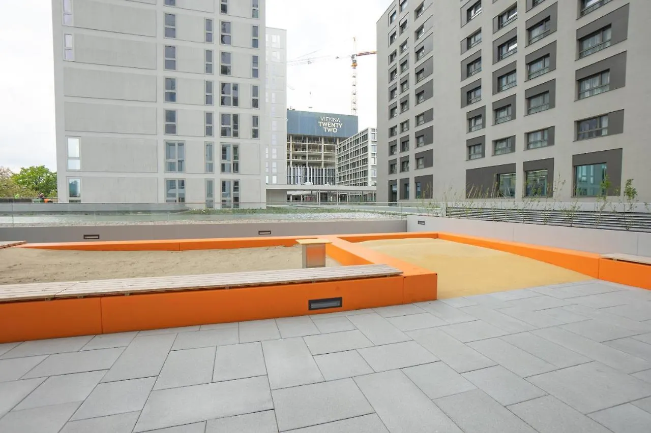 Posh Apartment On 22Nd Floor + Loggia, Pool, Gym, Sauna Vienna
