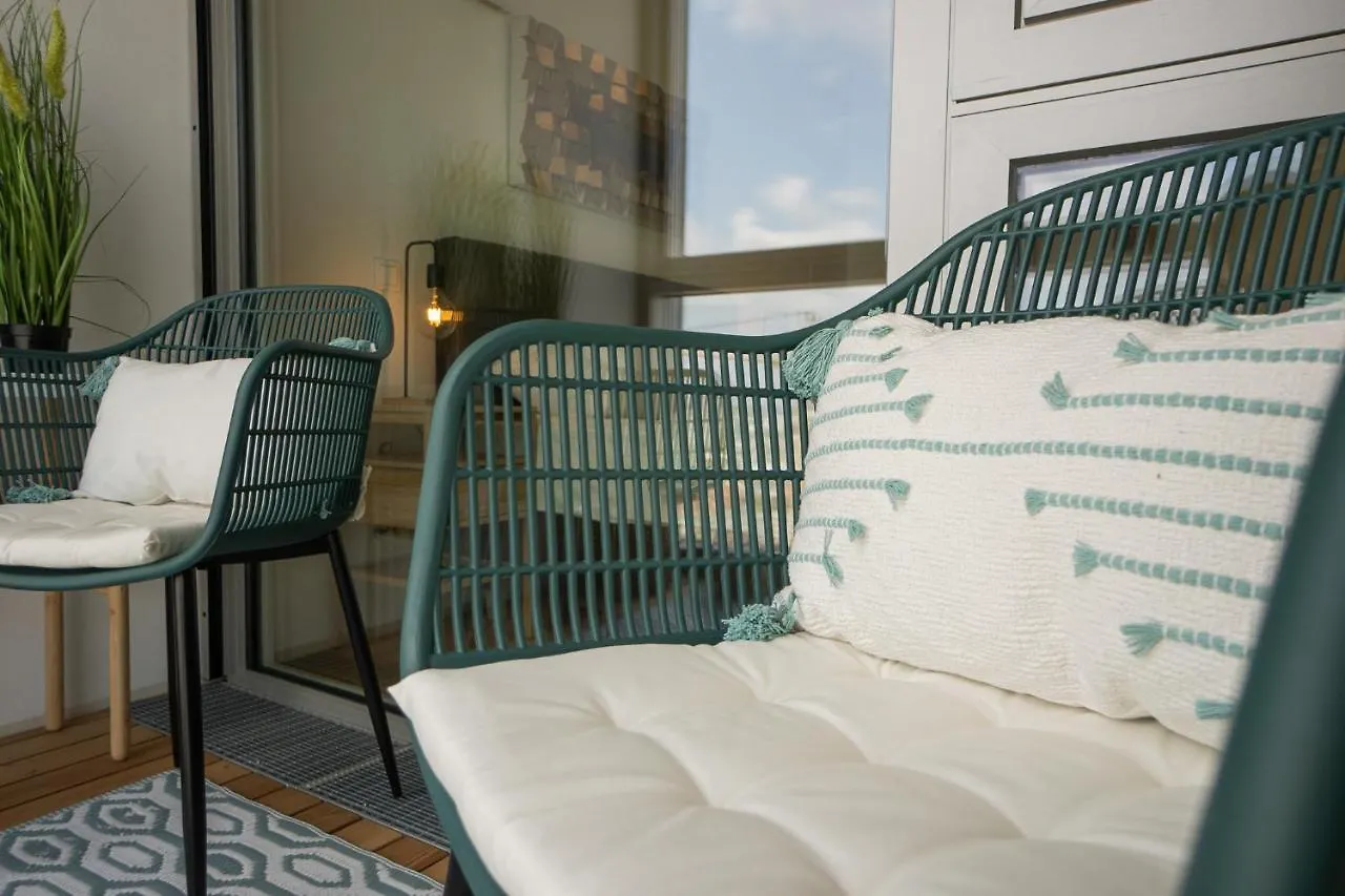 Posh Apartment On 22Nd Floor + Loggia, Pool, Gym, Sauna Vienna