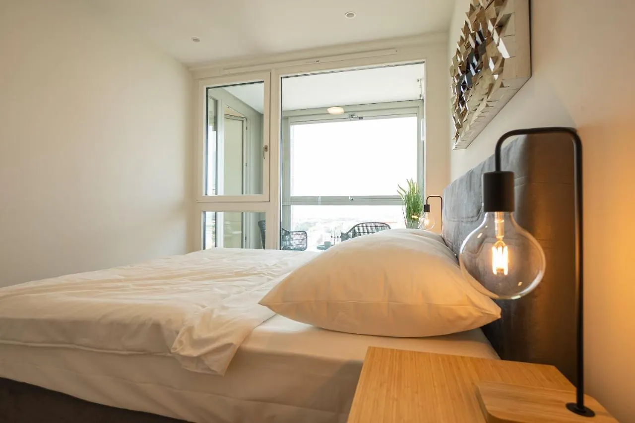 Posh Apartment On 22Nd Floor + Loggia, Pool, Gym, Sauna Vienna