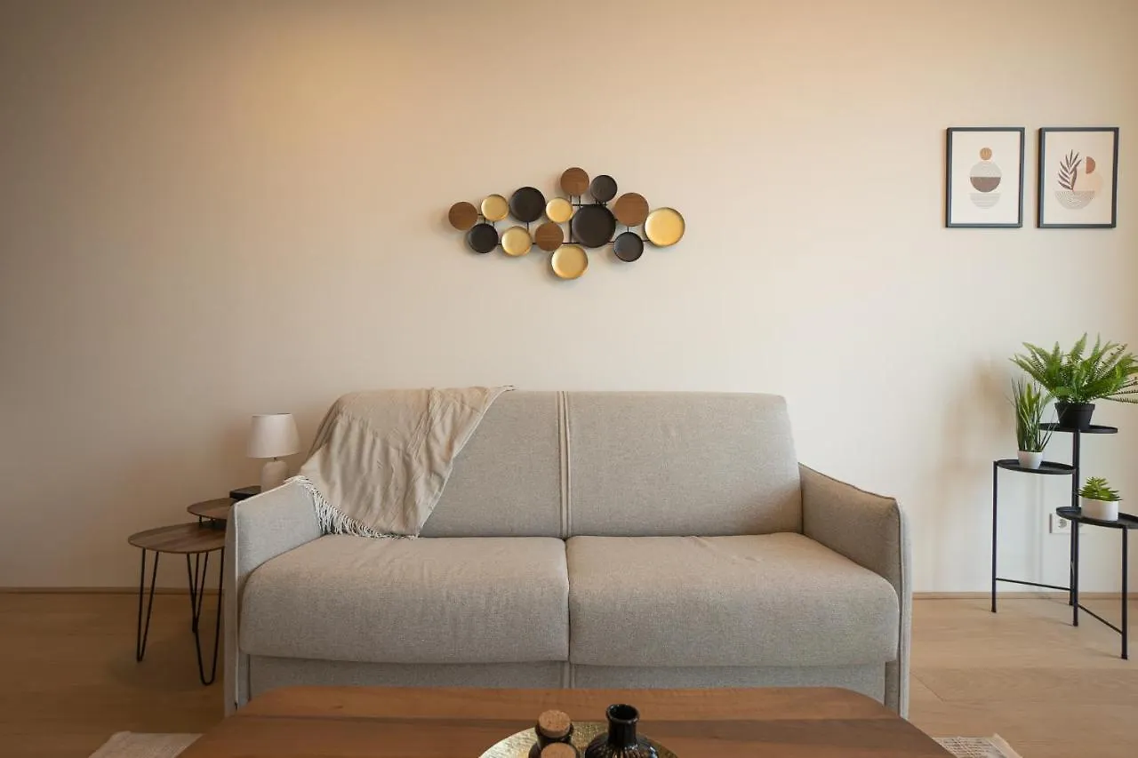 Posh Apartment On 22Nd Floor + Loggia, Pool, Gym, Sauna Vienna Austria