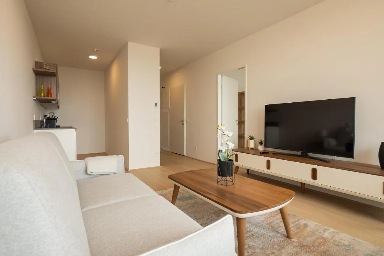 Posh Apartment On 22Nd Floor + Loggia, Pool, Gym, Sauna Vienna 0*,  Austria